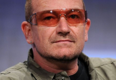 BONO - action, music, entertainment, usa