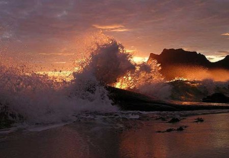 Midnight-Sun  in Lofoten,Norway - waves, ocean, midnight, sun