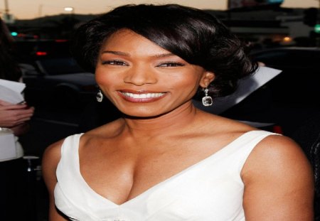 ANGELA BASSETT - action, actresses, movies, usa