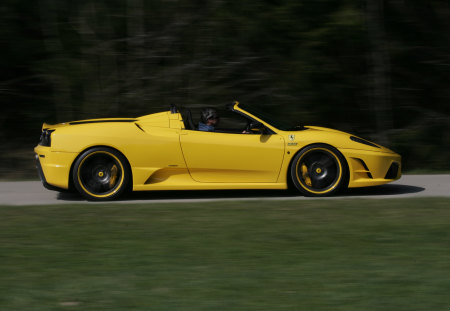 Ferrari Novitec Rosso Scuderia Spyder - rosso, ferrari, spyder, scuderia, novitec