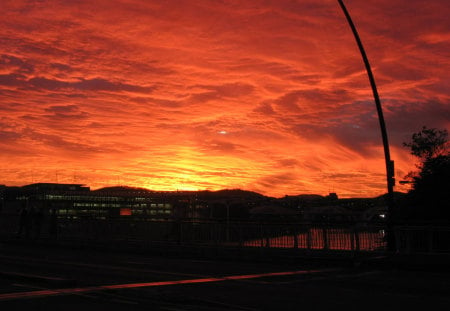 Brisbane Sunset - queensland, clouds, brisbane, late sun, sunset, lantern, sky, australia