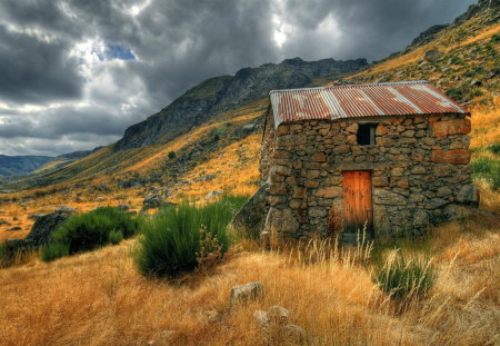 Barn on a Slope