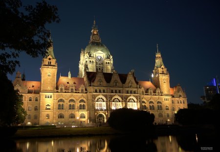 Germany at Night - germany, rathaus, hall, lake, city, neues, hanover, reflection