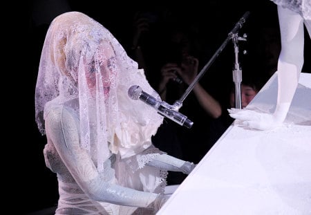 Lady Gaga - singer, american, gaga, lady