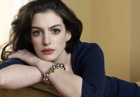 Anne Hathaway - woman, actress, movie, beautiful, anne hathaway, brunette, celeb, celebrity