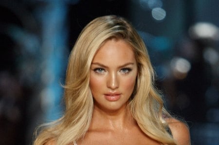 Candice Swanepoel - very sexy, popular, pretty, model