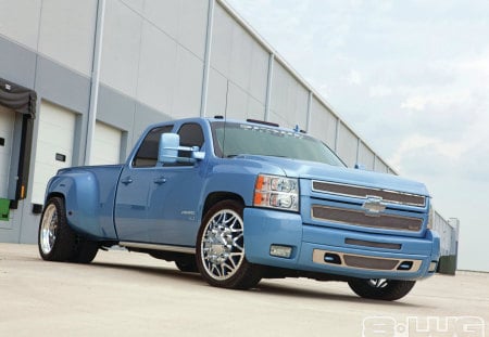 Chevy 3500HD - 2008, bowtie, ice blue, gm