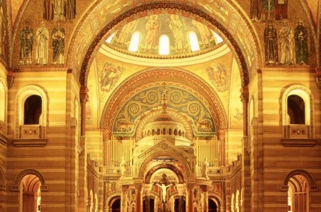 St.Louis Church - peaceful, st louis church, interior, missouri, gold