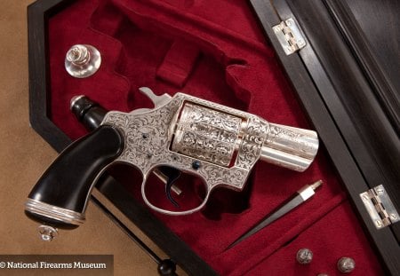 a beautiful revolver - gun, revolver, 2011, 09, 10