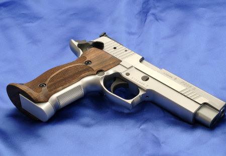 a custom handgun - 09, 10, handgun, 2011