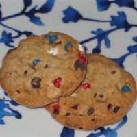 Cookies with berries