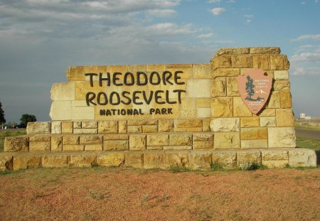 Gateway to Theodore Roosevelt National Park - entrance, park, theodore roosevelt national park, north dakota