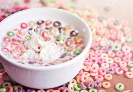 Colourful Breakfast - milk, flakes, bowl, breakfast, colourful, splash