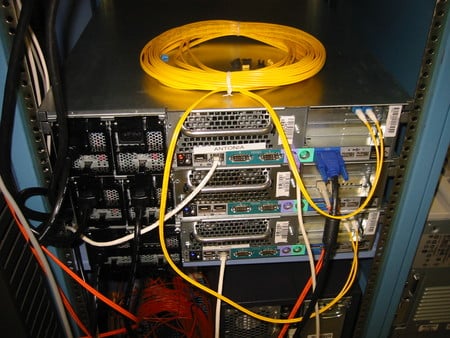 Servers - it, cables, servers