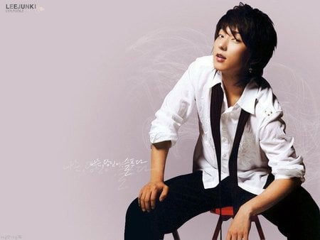 costar who acted in 'My Girl'-lee jun ki - tie, modal, sitting, lee jun ki