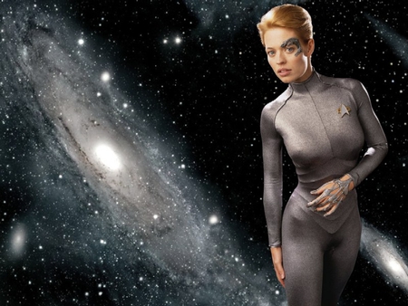 JERI RYAN AS SEVEN OF NINE 'HUMAN DEASSIMILATED BORG' (ANNIKA HANSEN) - tvshow, usa, entertainment, action