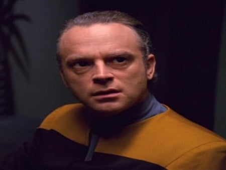 BRAD DOURIF AS 'BETAZOID' LON SUDER - action, entertainment, tvshow, usa