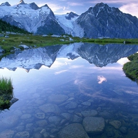 The-purest-mountain-lake