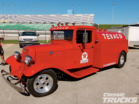 Goodguys Event Kansas Speedway - classic, ford, red, truck