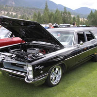 Pontiac Grande Safari station wagon BC - Canada 