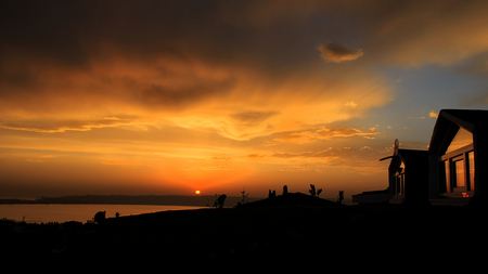 Setting Sun - glowing, peaceful, beautiful, clouds, orange, colorful