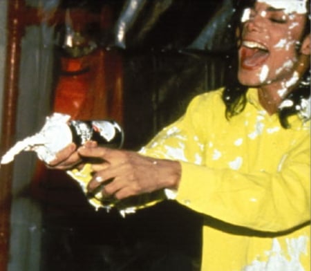 Who wants more cream ;) - understanding, heal, michael jackson, yellow, forever, childhood, desert, love, child, funny, entertainment, bright, fight, cream, hope, happiness, smile, happy