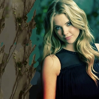 Ashley Benson