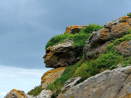 Head_in_Rocks - apache, ebihens, france, head-in-rocks