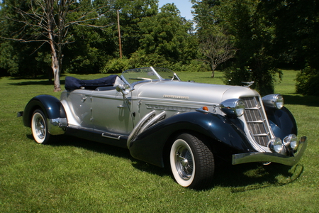 Auburn Speedster - speedster, auburn, car, convertible, classic, antique