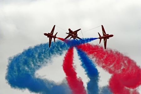 Colorful Maneuver - aerobatic, air, jet, royal, red, arrows, force, raf, team