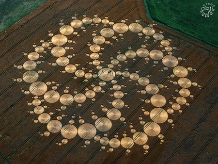 Crop Circles - circles, picture, crop, beautiful