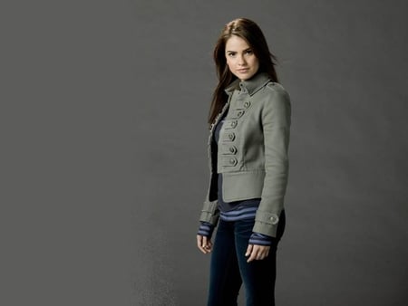 Shelley Hennig - shelley hennig, hennig, actress, beautiful, the secret circle, shelley, model