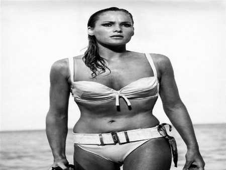 URSULA ANDRESS - action, actresses, movies, usa