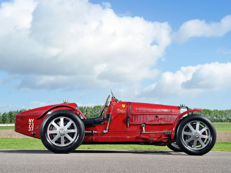 Classic Grand Prix - prix, bugatti, grand, type, antique, car, 51, classic, racer