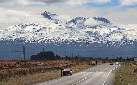 mount ruapehu new zealand - snow, skiing