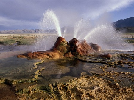 fountain - mountain, fountain