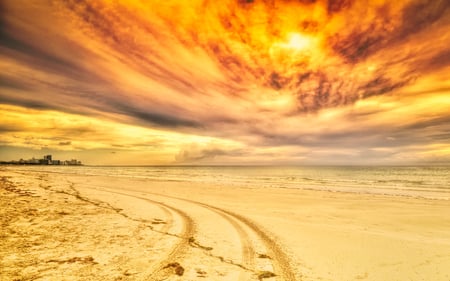 Beautiful Sky - beauty, beach, sky, peaceful, sunset, view, amazing, clouds, golden, sand, ocean, lovely, waves, nature, beautiful, splendor, colors, sunrise, sea