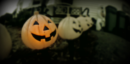 Pumpkin Light - pumkin, black, white, halloween, grey, lantern, orange, house, o, light, wallpaper, yard, bulb, ground, picture, october, focus, jack, photo, front, decoration, lights