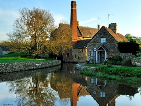 Lakeside Mill - lake, home, reflection, river, water, house, mill, grass