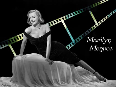 Marilyn Monroe - golden era, beauty, women, actresses, female, movie, 50s, marilyn monroe, fifties, black and white, film, fortys, goddesses of the silver screen, 40s