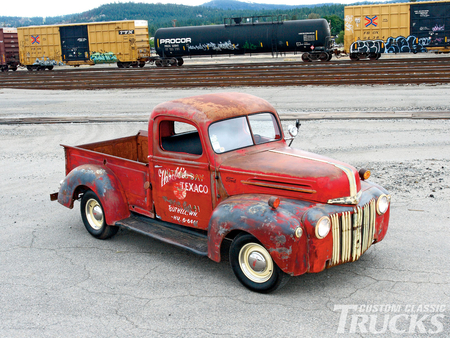 Texaco Service Truck - red, ford, classic, pickup