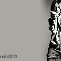 JENNIFER ANISTON