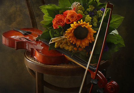 still life - pretty, elegantly, roses, romantic, romance, photo, flowers, music, sunflower, old, nice, beautiful, violin, photography, beauty, lovely, cool, still life, flower, bouquet, chair, harmony, rose