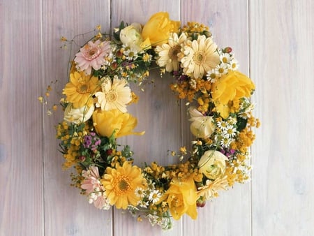 Yellow Flower Wreath - dorr, yellow, wreath, flowers, decoration