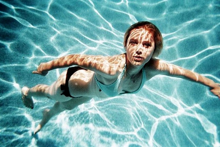 Girl Underwater - girl, picture, cool, underwater