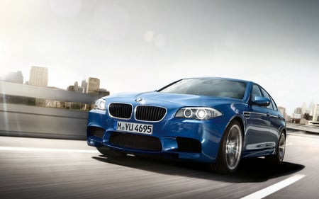 Beautiful BMW M5 Sedan 2012 - m5, sedan, speed, motors, beautiful, cars, bmw, 2012