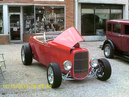 VERY NICE CAR - groovy, nice, cool, red