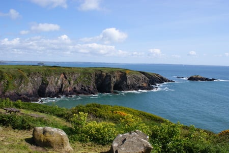 cliff top view - clouds, water, blue, cliffs, sea, rocks, sky