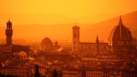 Sunset in Tuscany - florence, hills, evening, tuscany, photo, buildings, homes, cathedral, sunset, santa maria del fiore, mountains, houses, italy