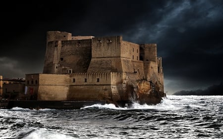 Dark Sentinel - ocean, castel, italy, dell, dellovo, storm, fortress, dark, clouds, naples, castle, ovo, egg, sea